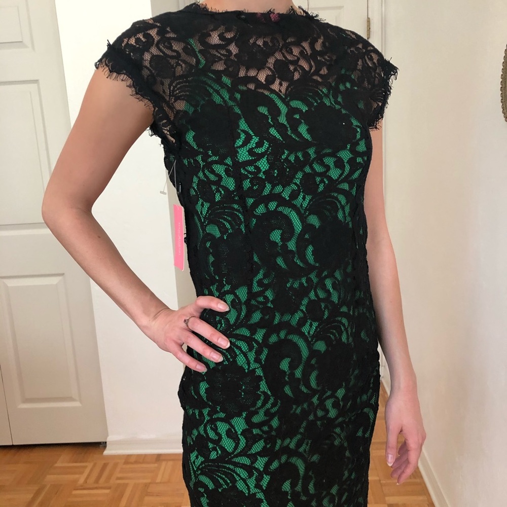 NWT. Isaac Mizrahi Chantilly Lace Dress